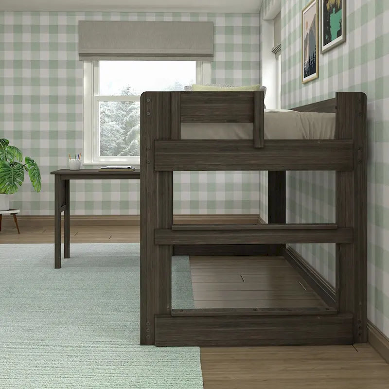 Letto soppalcato basso moderno in stile farmhouse, a una piazza, con scrivania agganciabile