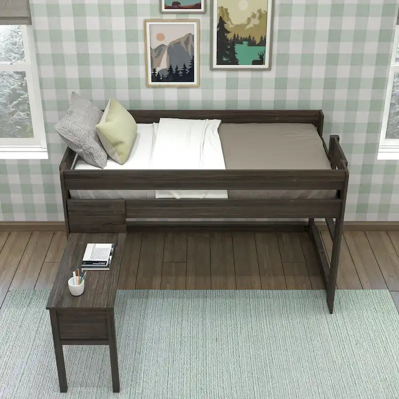 Letto soppalcato basso moderno in stile farmhouse, a una piazza, con scrivania agganciabile