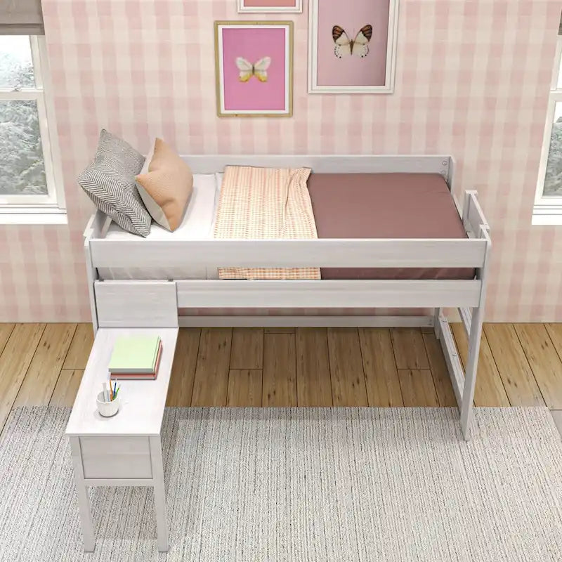 Letto soppalcato basso moderno in stile farmhouse, a una piazza, con scrivania agganciabile