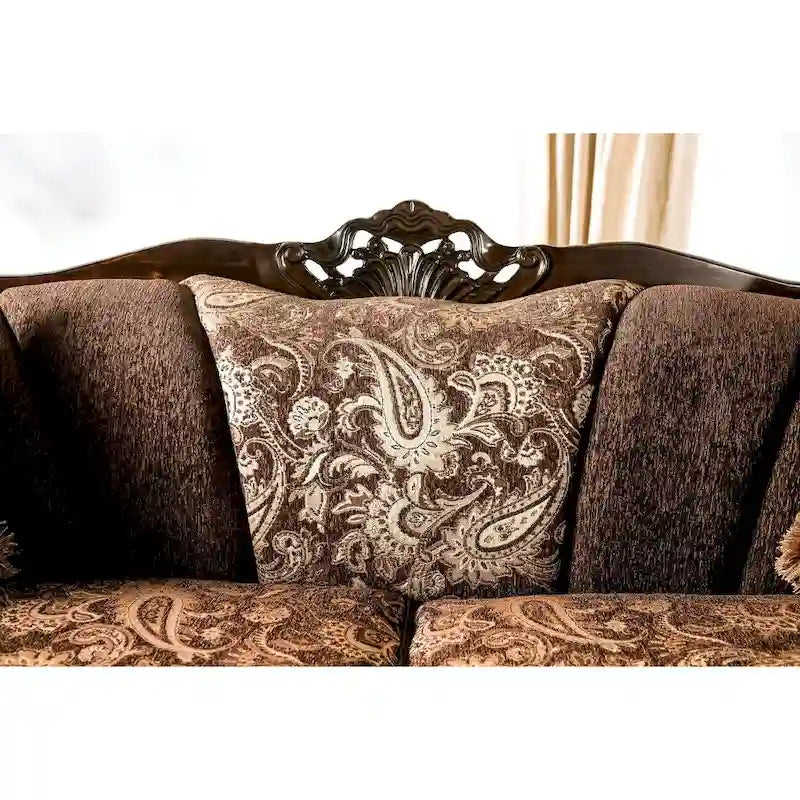 Traditionelles braunes Chenille-Sofa mit Holzverzierung und kunstvollen Details