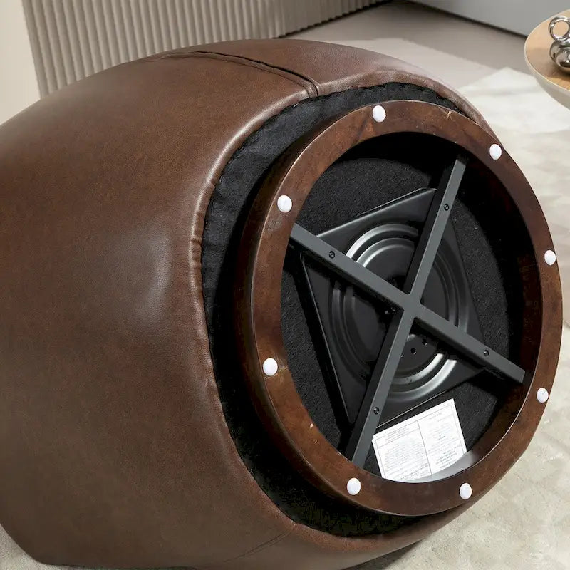 Moderner drehbarer Fasssessel für das Wohnzimmer